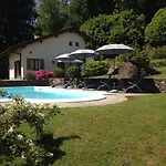 Romantic Nido Villa